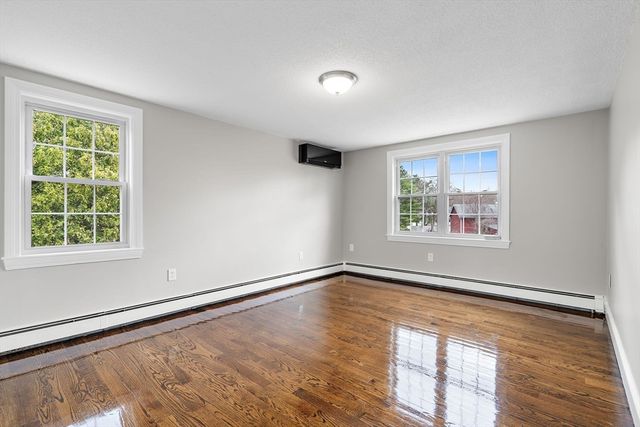 8 Crescent St., Tewksbury, MA 01876