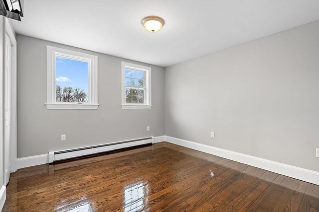 8 Crescent St., Tewksbury, MA 01876