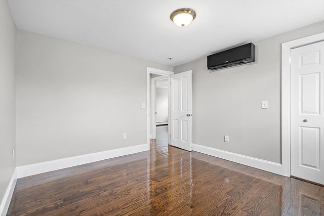 8 Crescent St., Tewksbury, MA 01876