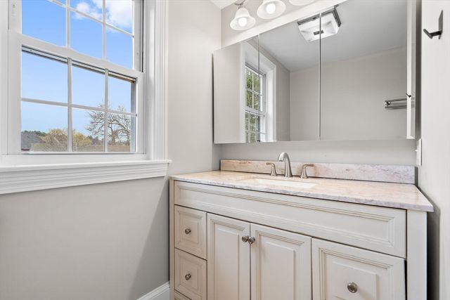 8 Crescent St., Tewksbury, MA 01876