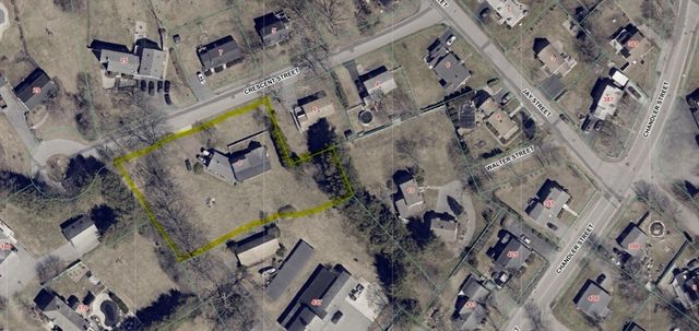 8 Crescent St., Tewksbury, MA 01876