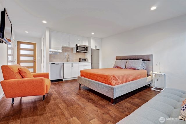 6219 20th Avenue NW, Seattle, WA 98107