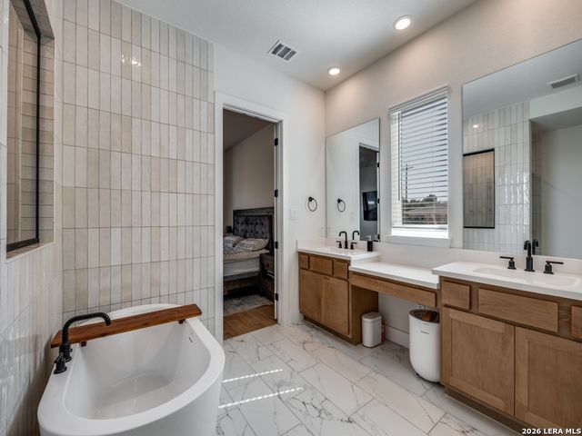 115 OLMOS CREEK, Boerne, TX 78006