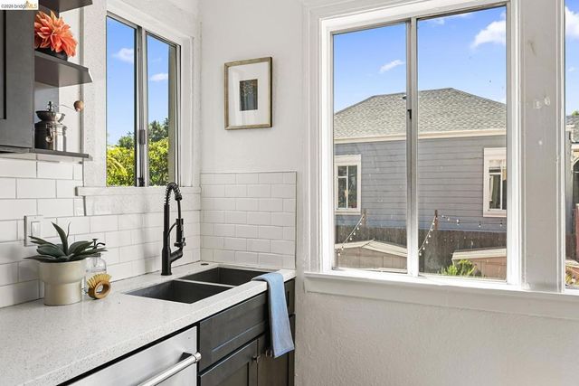 1137 Peralta St, Oakland, CA 94607