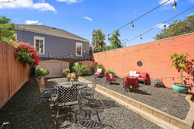 1137 Peralta St, Oakland, CA 94607