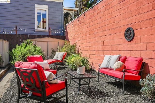 1137 Peralta St, Oakland, CA 94607
