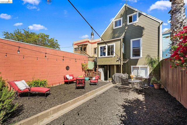 1137 Peralta St, Oakland, CA 94607