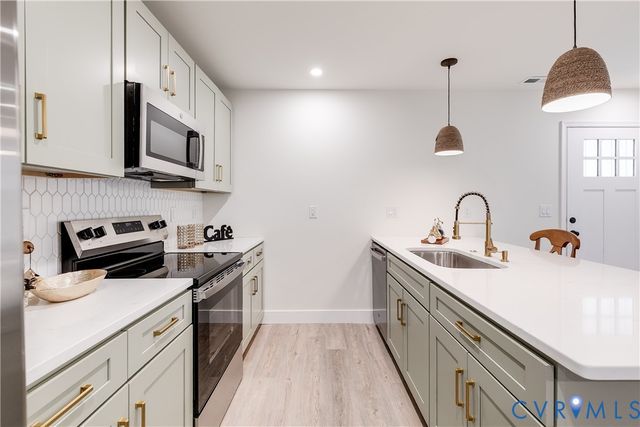 1240 Maryville Ave, Hopewell, VA 23860