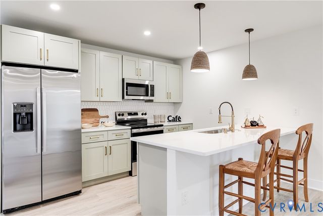 1240 Maryville Ave, Hopewell, VA 23860