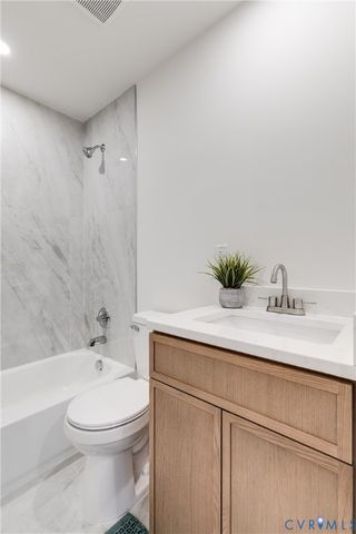 1240 Maryville Ave, Hopewell, VA 23860