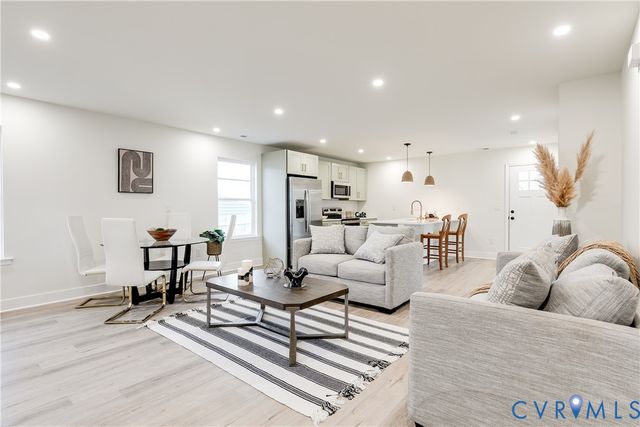 1240 Maryville Ave, Hopewell, VA 23860