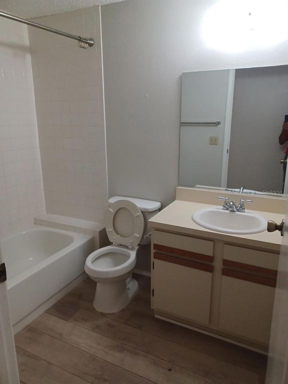 127 CAMPHOR CIRCLE D, Oldsmar, FL 34677