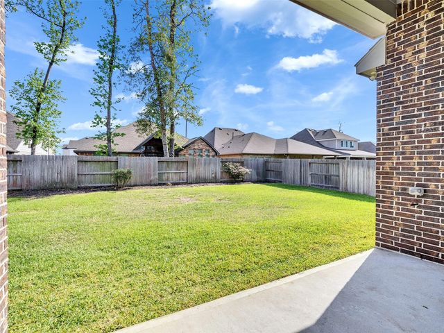 32212 Highwood Green Lane, Conroe, TX 77385