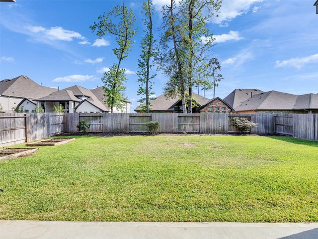 32212 Highwood Green Lane, Conroe, TX 77385
