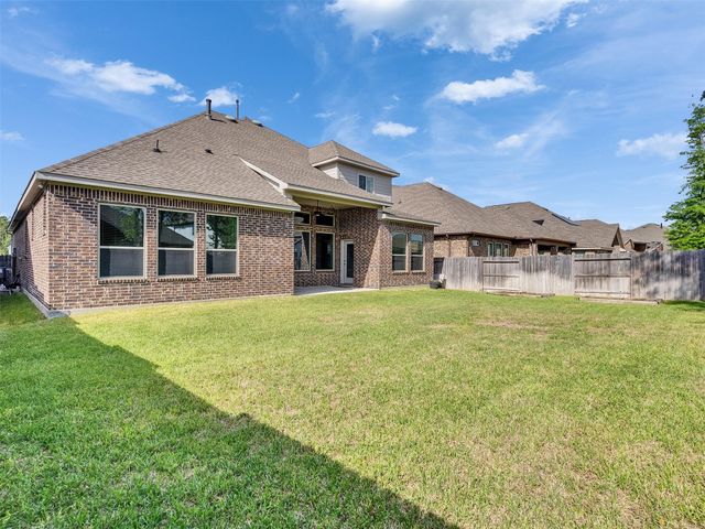32212 Highwood Green Lane, Conroe, TX 77385