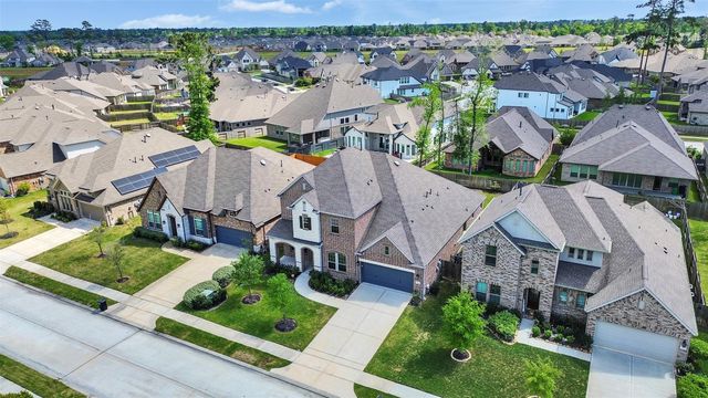 32212 Highwood Green Lane, Conroe, TX 77385