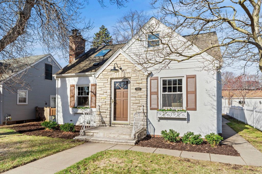 5628 Emerson Avenue S, Minneapolis, MN 55419