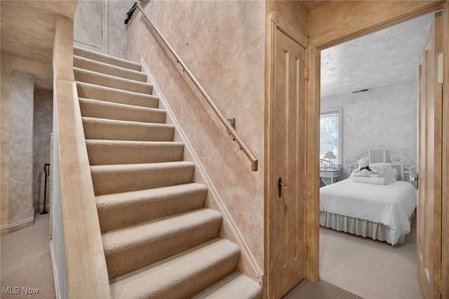 3498 Bainbridge Road, Cleveland Heights, OH 44118