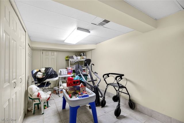 3498 Bainbridge Road, Cleveland Heights, OH 44118