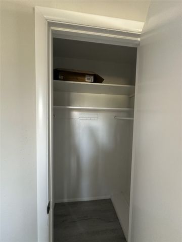 4528 Moorview Avenue, Fort Worth, TX 76119