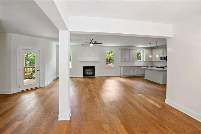 2714 Eagles Crest Lane, Decatur, GA 30034