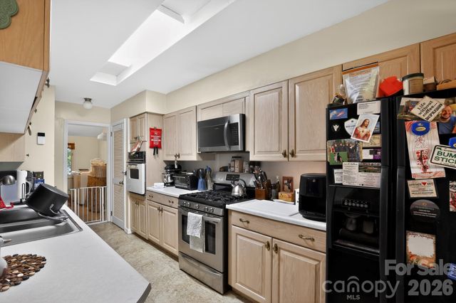 186 Catherine Drive, Columbus, NC 28722