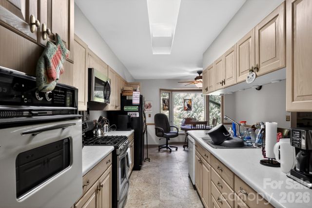 186 Catherine Drive, Columbus, NC 28722