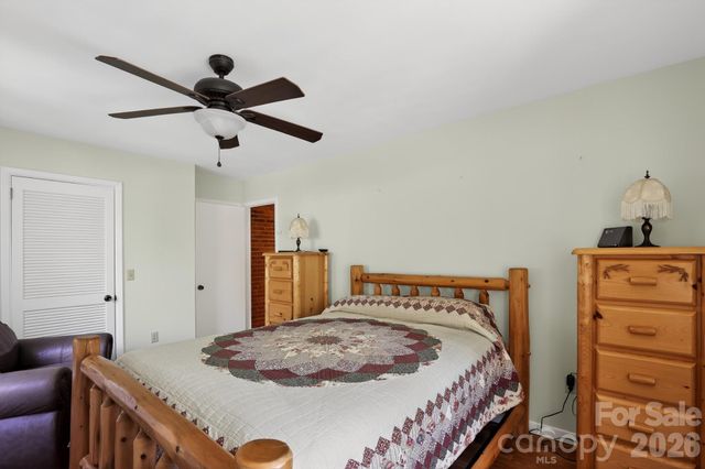 186 Catherine Drive, Columbus, NC 28722