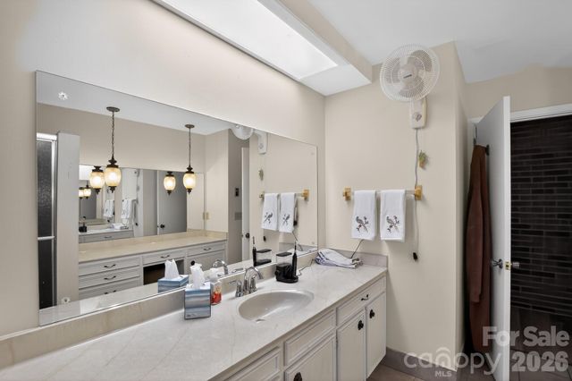 186 Catherine Drive, Columbus, NC 28722