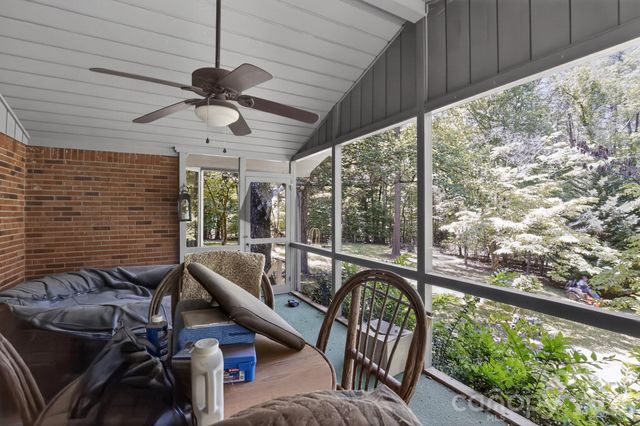 186 Catherine Drive, Columbus, NC 28722