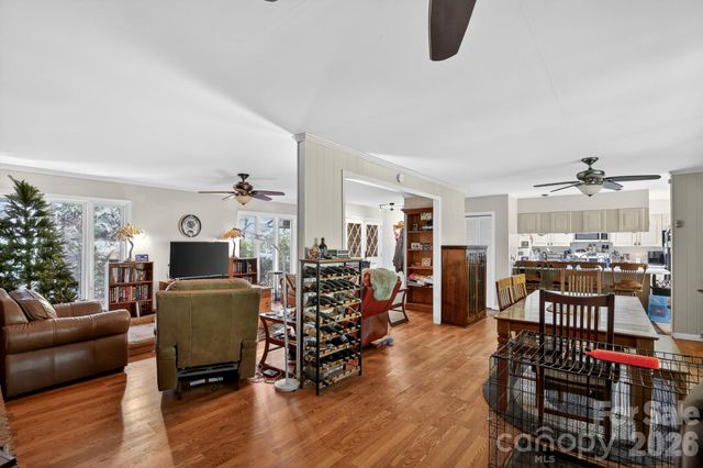 186 Catherine Drive, Columbus, NC 28722