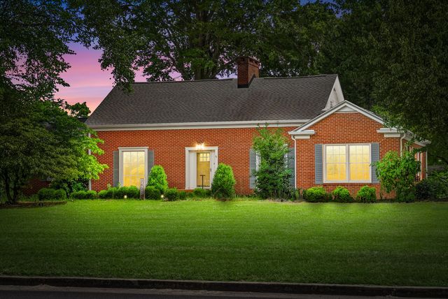 2802 Cox Mill Rd, Hopkinsville, KY 42240