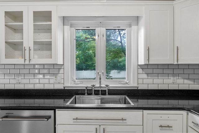 2802 Cox Mill Rd, Hopkinsville, KY 42240