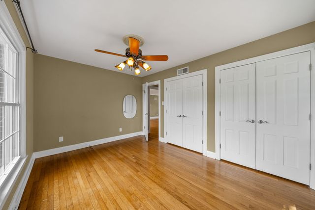 2802 Cox Mill Rd, Hopkinsville, KY 42240