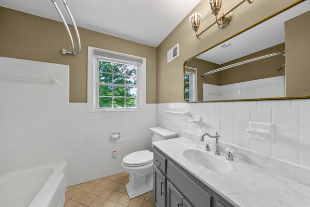 2802 Cox Mill Rd, Hopkinsville, KY 42240