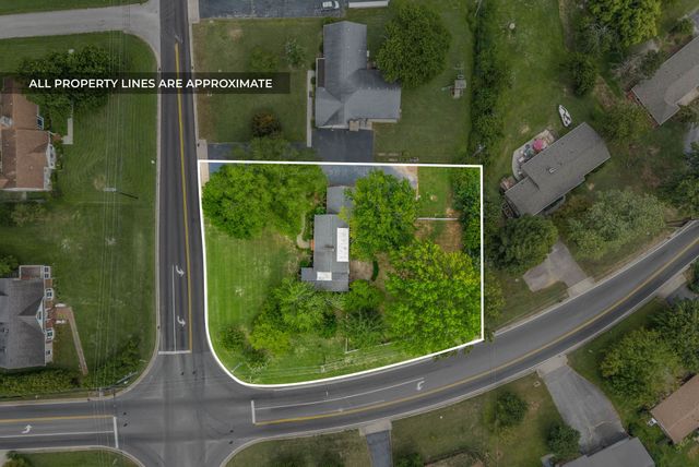 2802 Cox Mill Rd, Hopkinsville, KY 42240