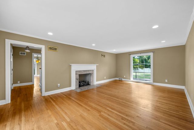 2802 Cox Mill Rd, Hopkinsville, KY 42240