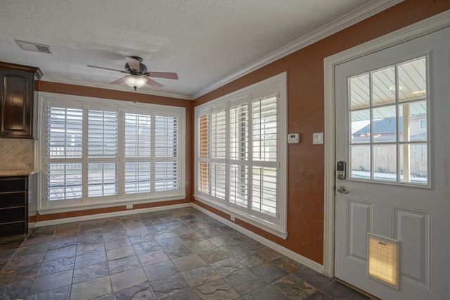2108 Lakeway Drive, League City, TX 77573