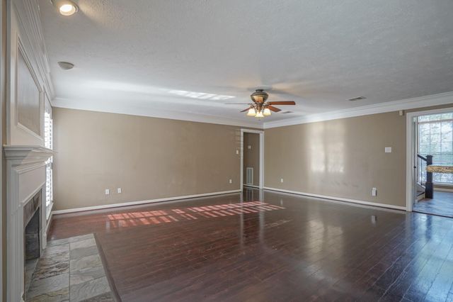2108 Lakeway Drive, League City, TX 77573