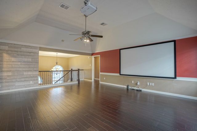 2108 Lakeway Drive, League City, TX 77573