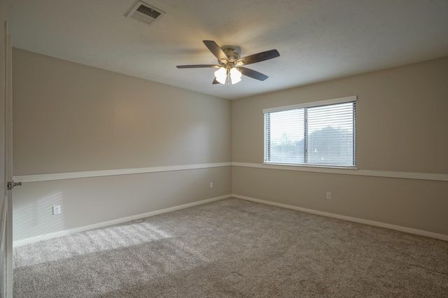 2108 Lakeway Drive, League City, TX 77573