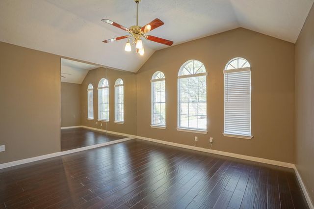 2108 Lakeway Drive, League City, TX 77573