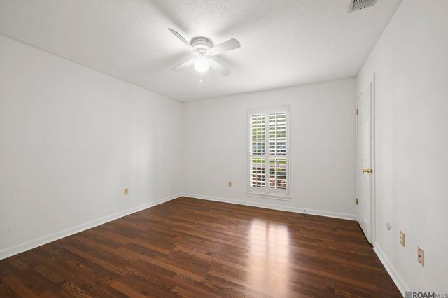 5131 Hickory Ridge Bl, Saint George, LA 70817