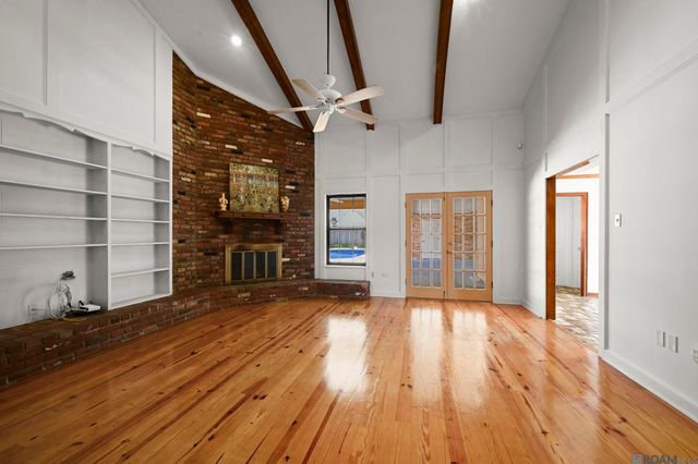 5131 Hickory Ridge Bl, Saint George, LA 70817