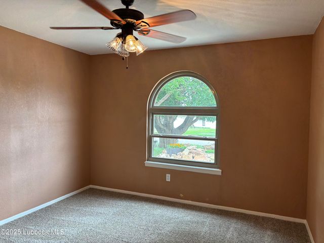 5 Parklane Drive, Ransom Canyon, TX 79366