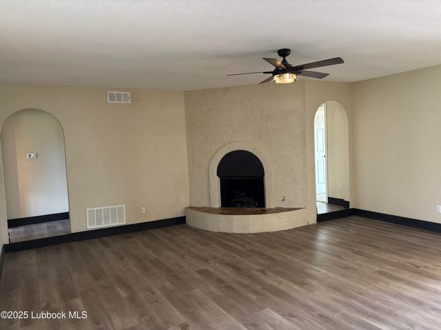 5 Parklane Drive, Ransom Canyon, TX 79366