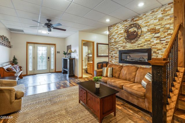 3438 Brook Stone Way, Pigeon Forge, TN 37863