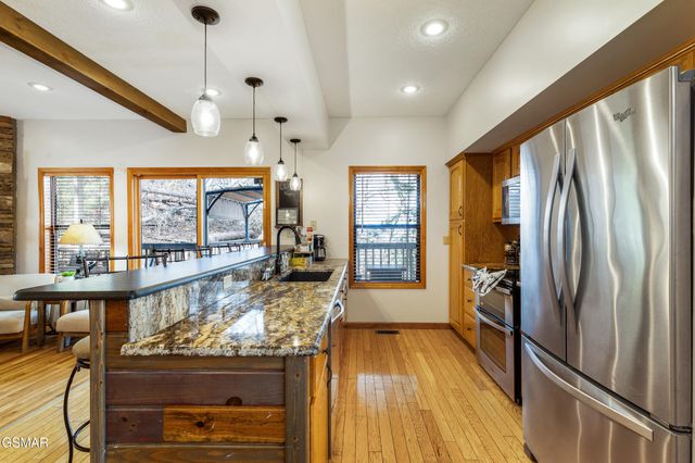 3438 Brook Stone Way, Pigeon Forge, TN 37863