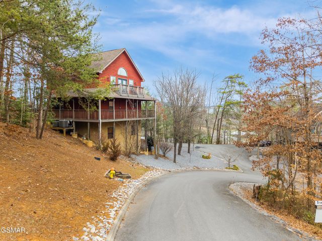 3438 Brook Stone Way, Pigeon Forge, TN 37863