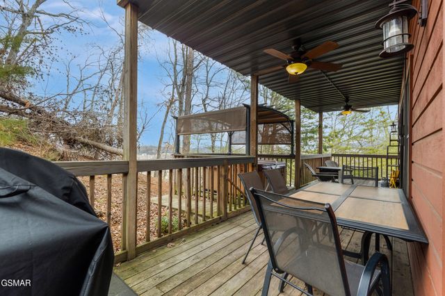 3438 Brook Stone Way, Pigeon Forge, TN 37863